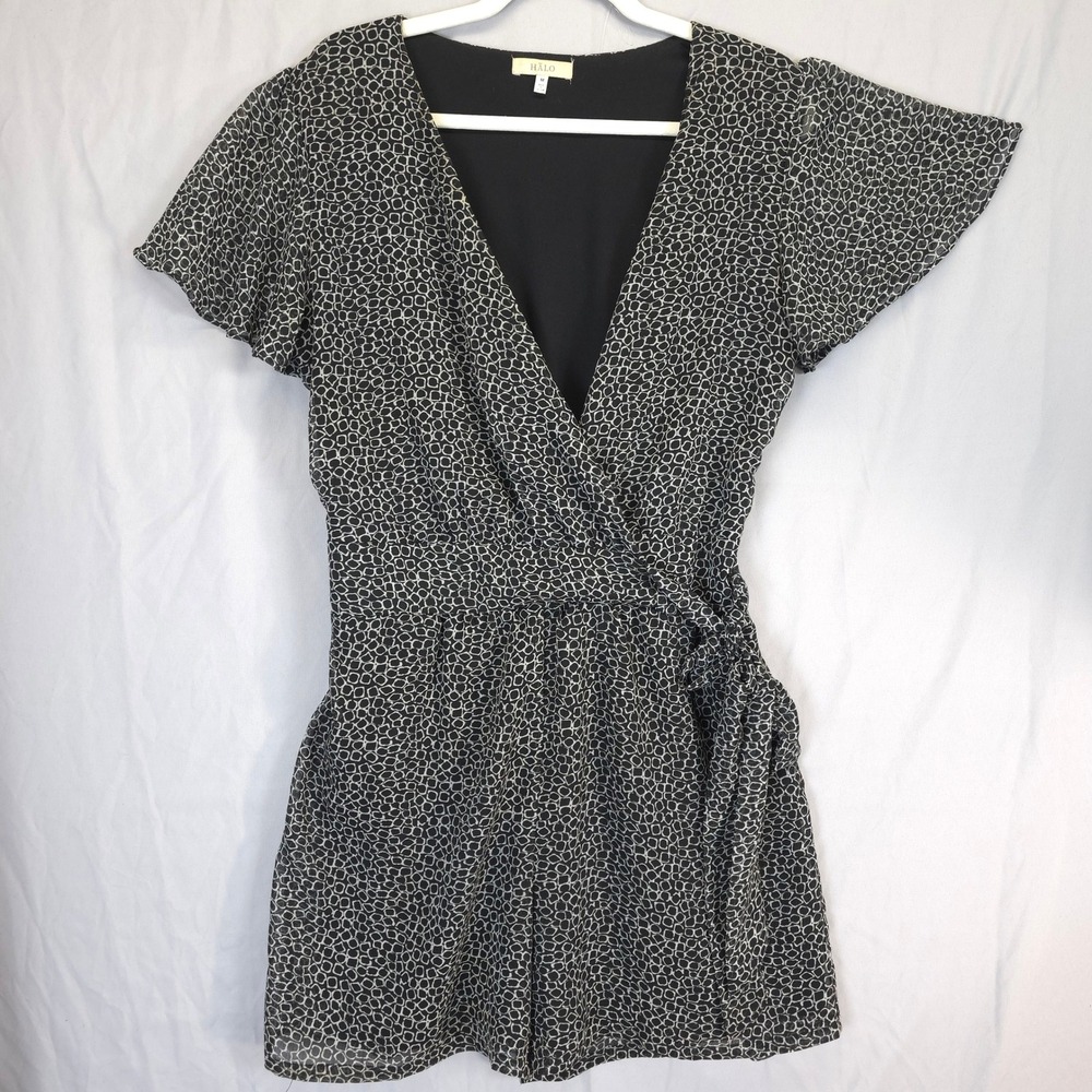 Halo Wrap Romper Black White Print Flutter Sleeve V Neck Shorts Women M Resort‎